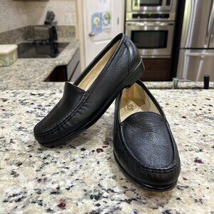 SAS Tripad Comfort Black Leather Slip On Loafer Women's Size 7W